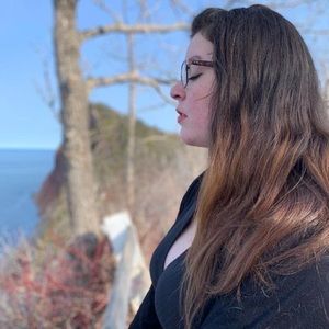 Meet your Posher, Marie-christine